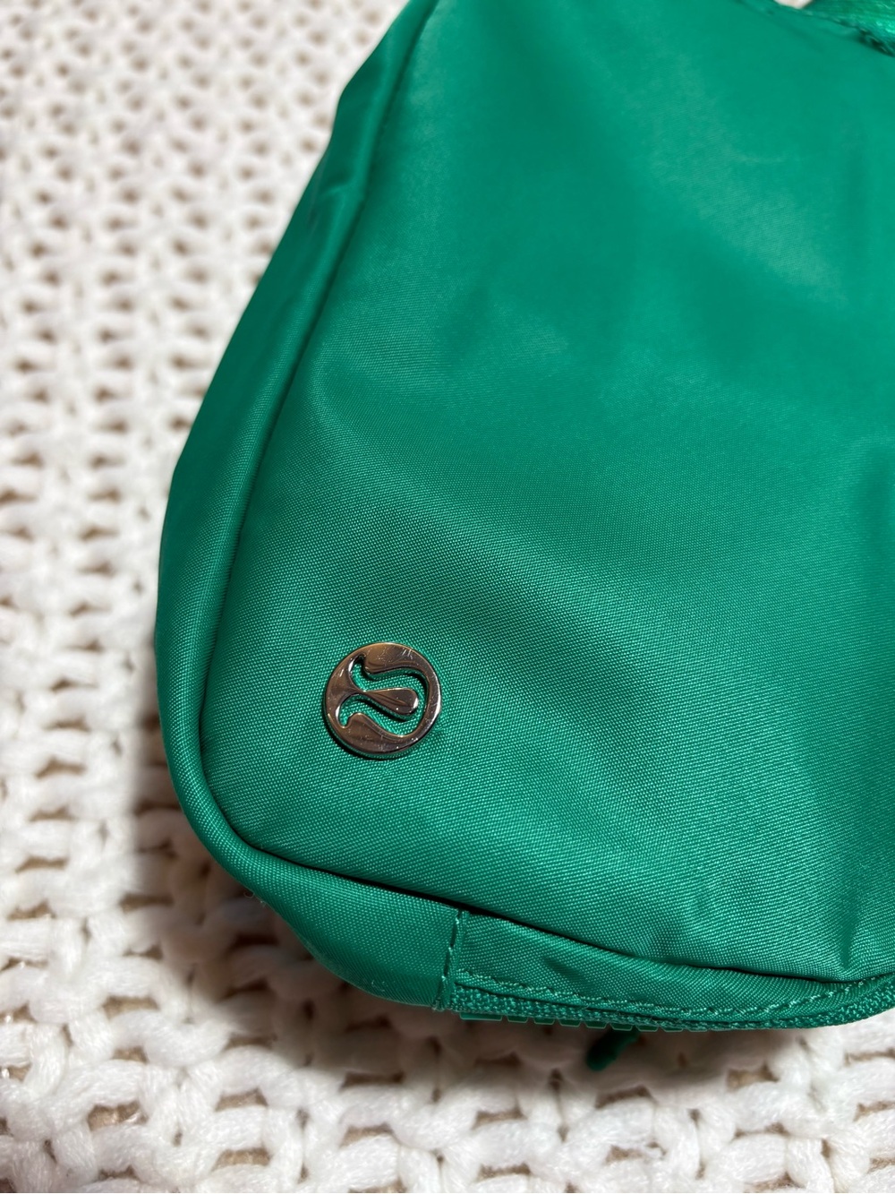 lululemon emerald ice everywhere belt bag 1L - Picture 8 of 10